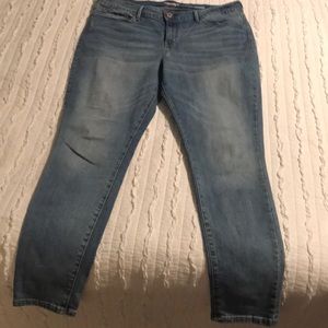 Denizen Levi’s modern skinny jeans